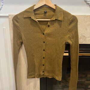 Uniqlo brown, wool button up top